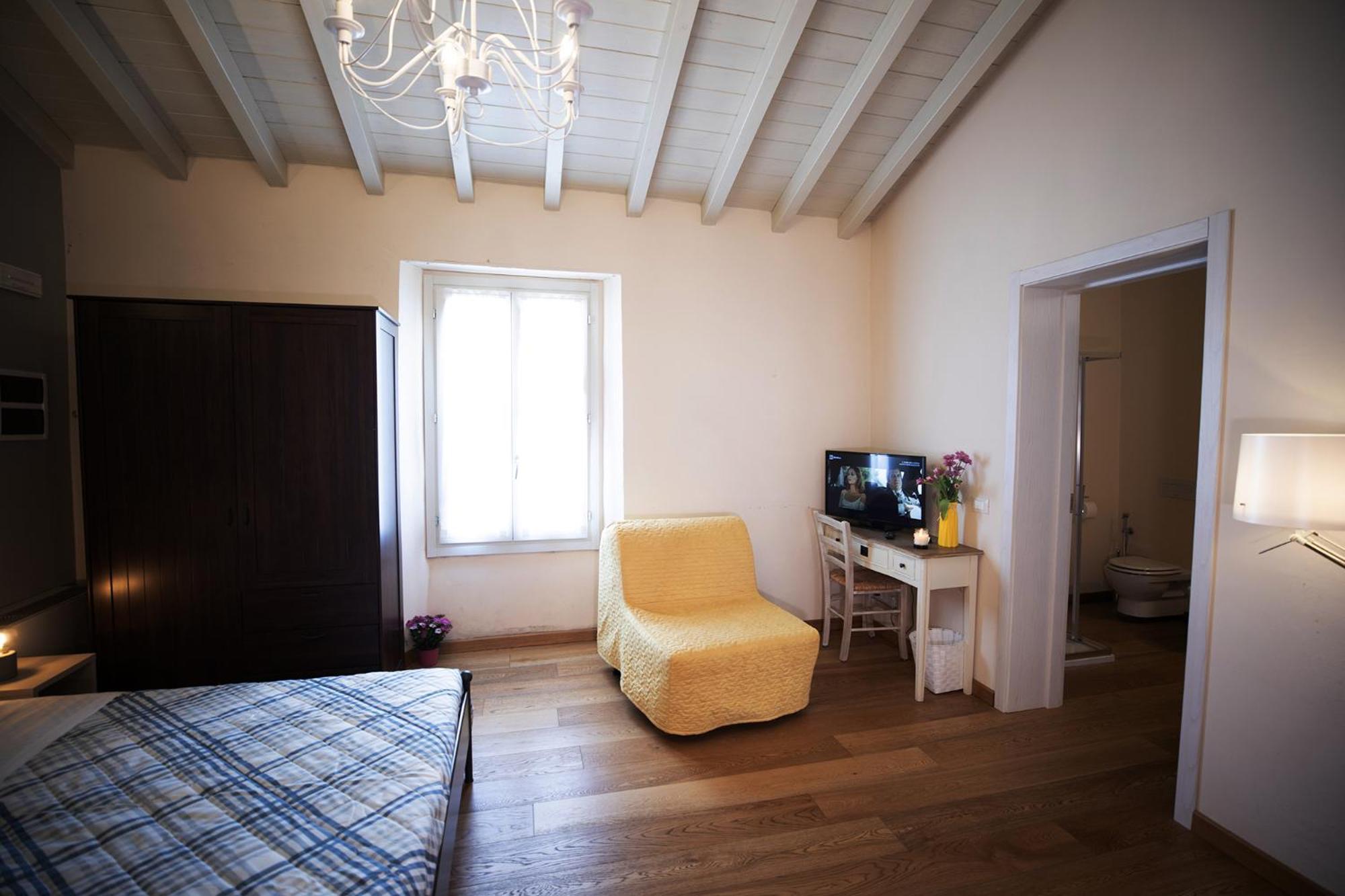 Bed and Breakfast Relais La Rocca Сольферино Экстерьер фото